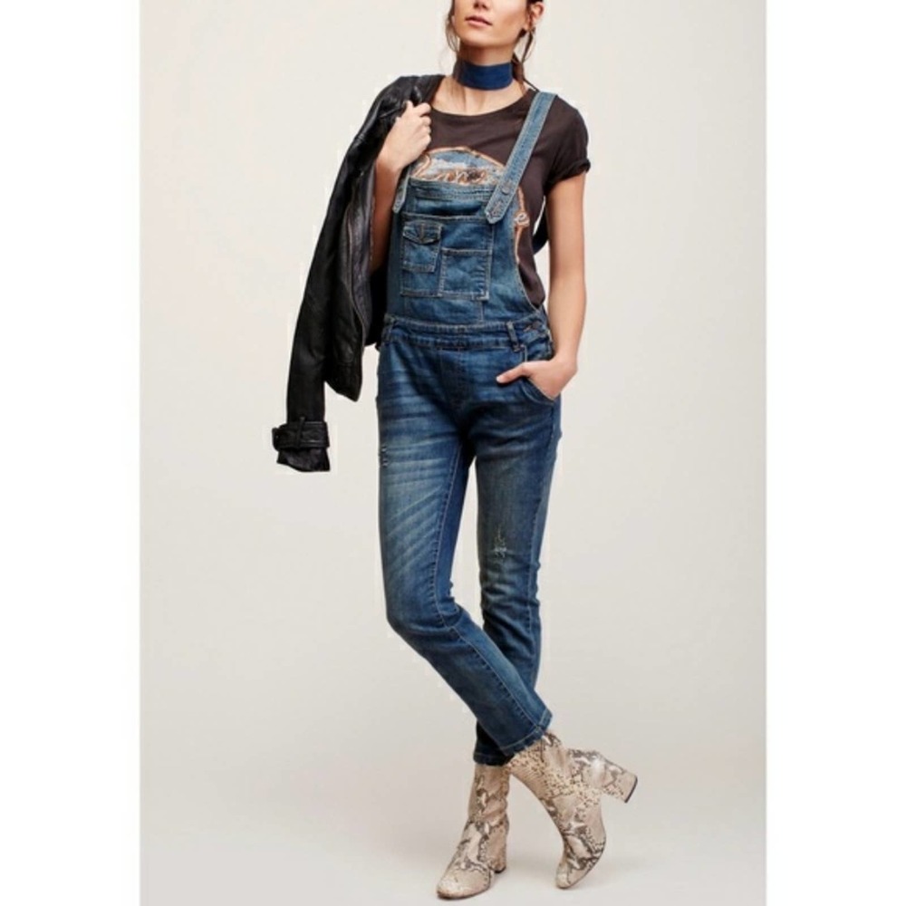 Free People Milo distressed denim bib overall | skinny leg | ladies size 24